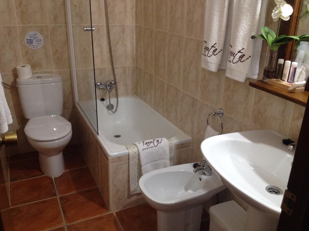 Hostal Alba Taruta 구아달루페 외부 사진