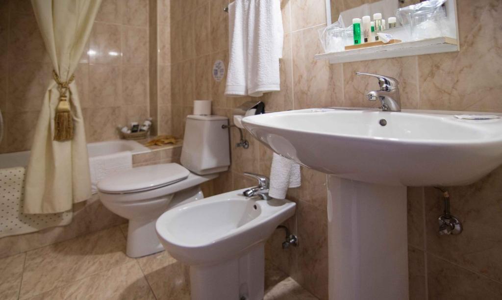 Hostal Alba Taruta 구아달루페 외부 사진